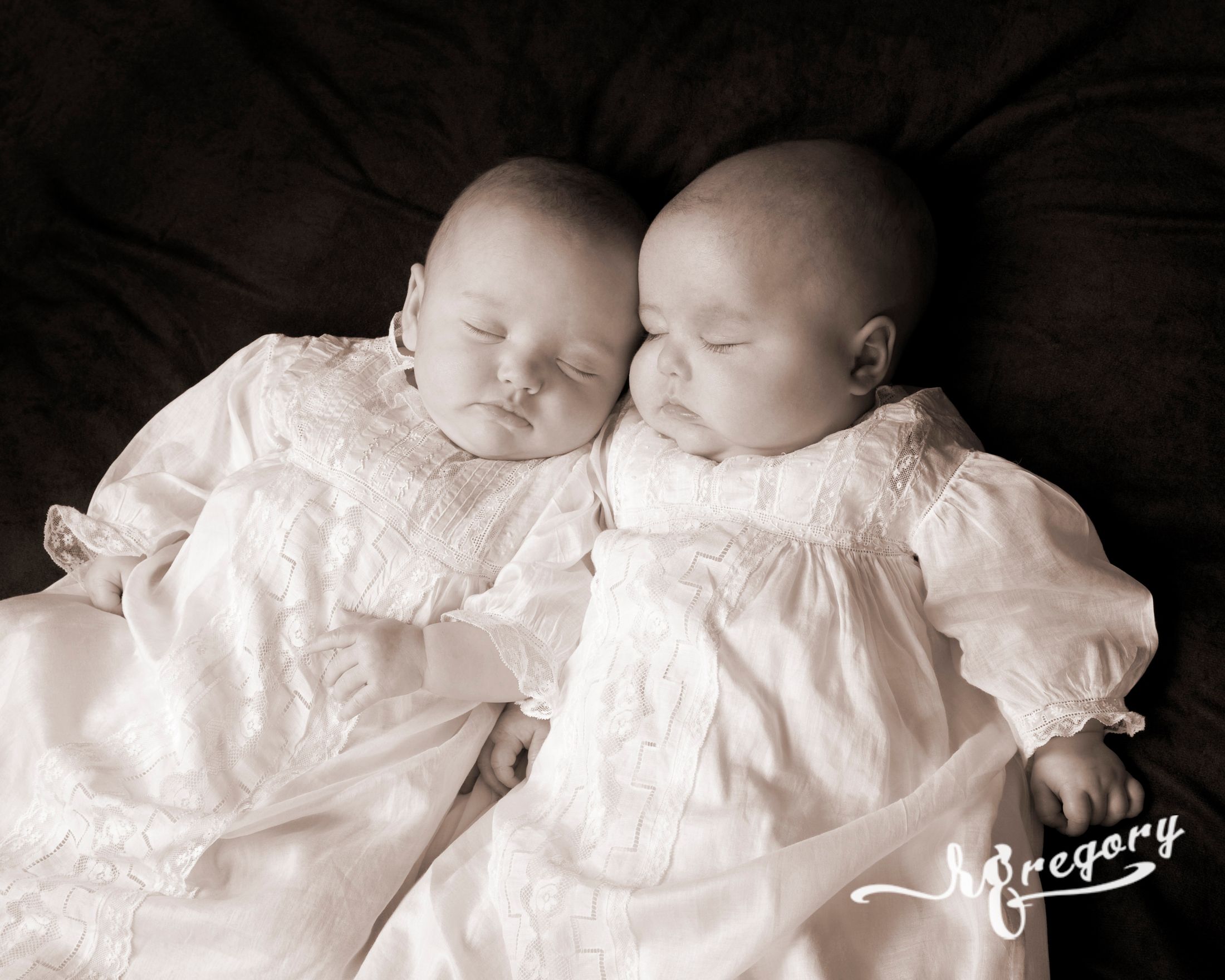 twin newborn portrait black and white
